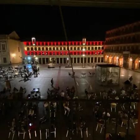 Bed & Breakfast Plaza Mayor Corredera *