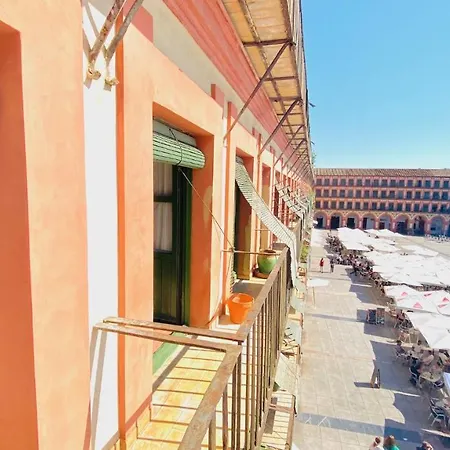 Bed & Breakfast Plaza Mayor Corredera *